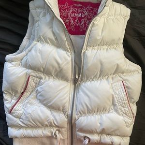 Sleeveless puffer vest